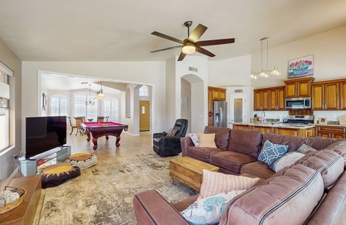 Avondale House | Large elegant home w/private pool, yard, & pool table - near Cardinal Stadium