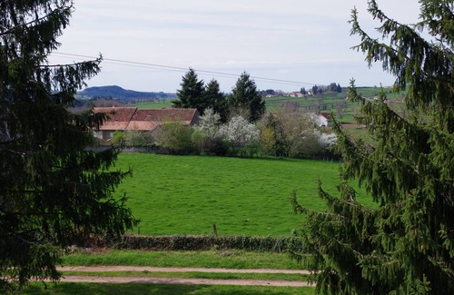 Saint-Bonnet-de-Joux House | Large family home in a haven of peace.