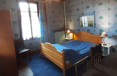 Servoz Ski Chalet | Large family chalet near Chamonix - 20 people