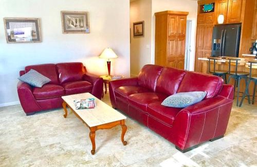 Page House | Large Family Retreat in Page, Arizona, Perfect for a Weekend Getaway for Large Groups