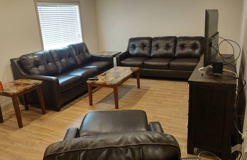 Lancaster Apartment | Large Ground Floor Apartment - City Location