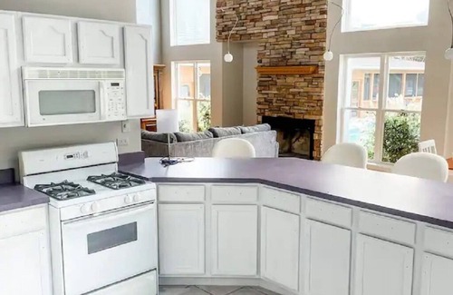 Fox Lake House | Large Group Retreat w/secluded party room and private pool