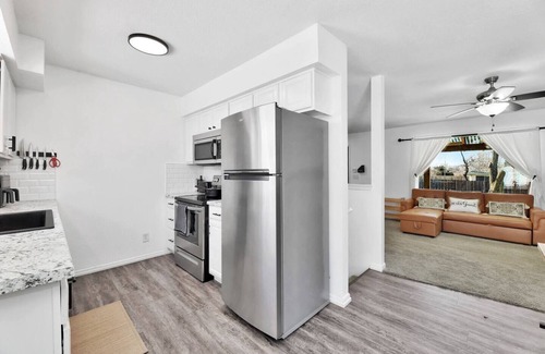 Wichita House | *Large groups welcome! Sleeps 10!*