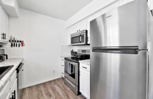 Wichita House | *Large groups welcome! Sleeps 10!*