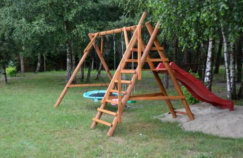 Brusy Apartment | Large Holiday Home Czapiewice