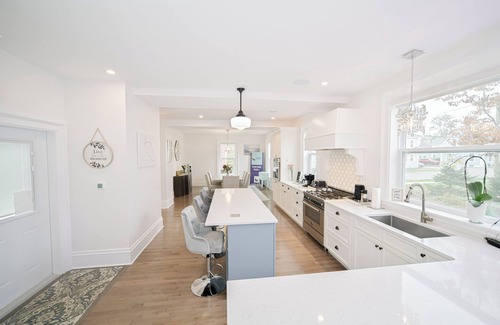 St. Andrews House | Large Home downtown Saint Andrews within walking to Beach, Shops and Restaurants