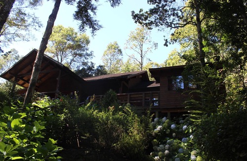 Pucon House | Large house in private park minutes from downtown Pucon