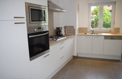 Pont-l'Abbe House | Large house in the heart of downtown! Ideal for a stay with family or friends.