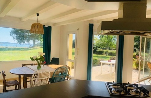 Arradon House | Large house, view of the Gulf of Morbihan, beaches and walks