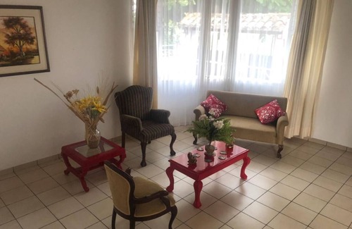 Anapoima House | Large house with pool, bolirana, BBQ, Wifi and private parking near the center..