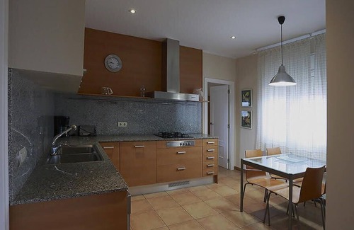 L Almadrava House | Large house with pool in Calafat