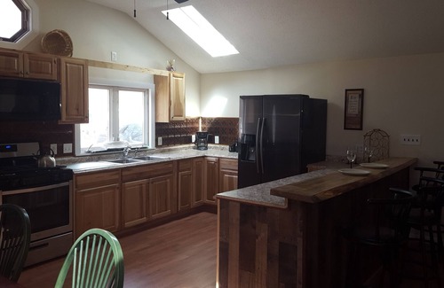 Coldwater Cottage | Large lake access cottage. Pontoon rental Available.