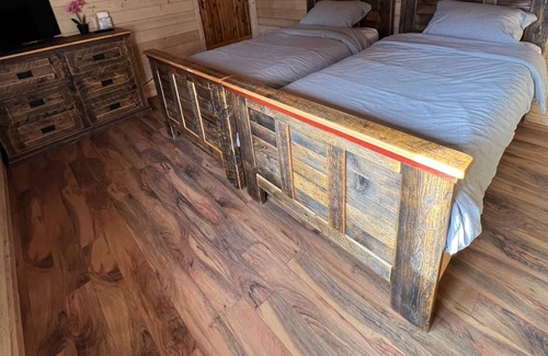 Central Alberta Ski Chalet | Large Log House with River Views