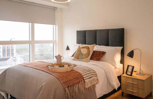 Cherrywood Apartment | Large Luxurious Studio, Dublin18