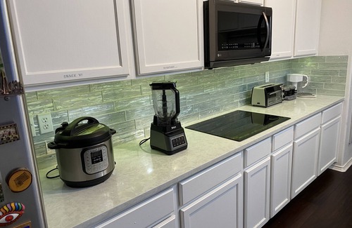 Stone Oak House | Large Luxury House w/Theater & Gym - early check-in & late checkout available
