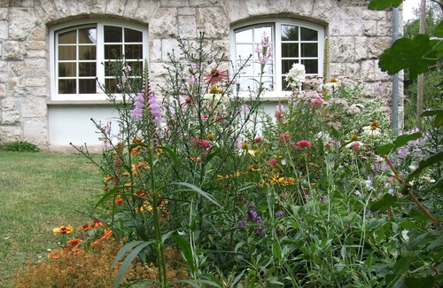 Weimar Apartment | Large, modern, comfortable, in a quiet green area, this centrally located with garden