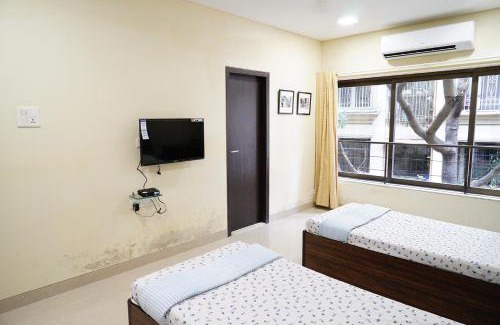 Khar Apartment | Large, Modern, Private 3BHK, Khar West, Mumbai