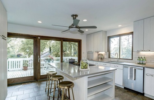 Palisades House | Large, Modern Single Family House - close to universities, Georgetown - in NW DC