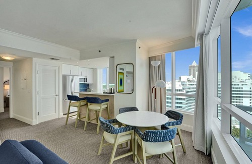 Mid Beach Apartment | Large Ocean View 1BR/2BA in Fontainebleau