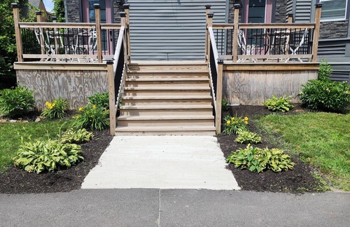 Waterville Apartment | Large open concept Apartment in downtown Waterville. Completely renovated