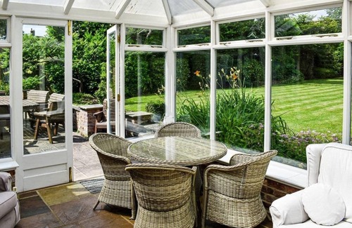 Ryther Cottage | Large open plan cottage in conservation village just outside York. 3 night deals