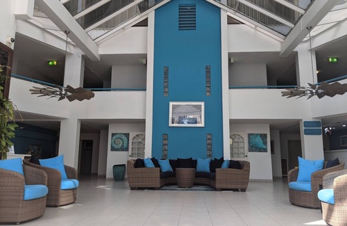 Maho Hotel | Large Pool/1 BR/1Bath Apt. in Beautiful St. Martin in Simpson Bay!