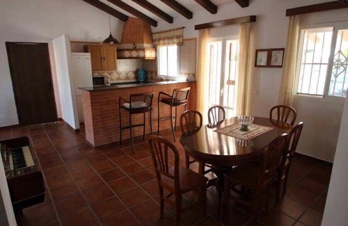 Conil de la Frontera House | Large pool, terrace and garden, Andalusian atmosphere, mosquito net - Casa Pradillo -