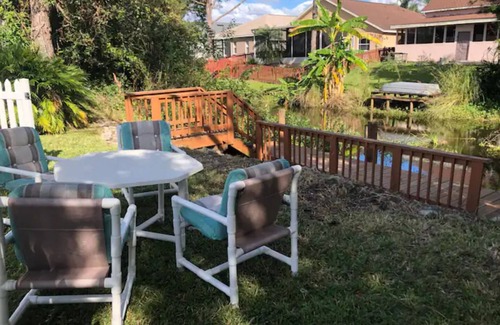 Lakeview Village House | Large Pool Home for Fun, Faith & Family!nn