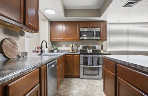 Country Meadows House | Large Pool, Near State Farm STDM and Many Entertainment Districts!