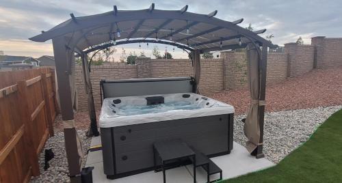Colorado Springs House | Large Private Corner Lot with Hot Tub on Cul-de-sac
