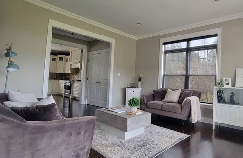 Montague House | Large Private Home in Brudenell