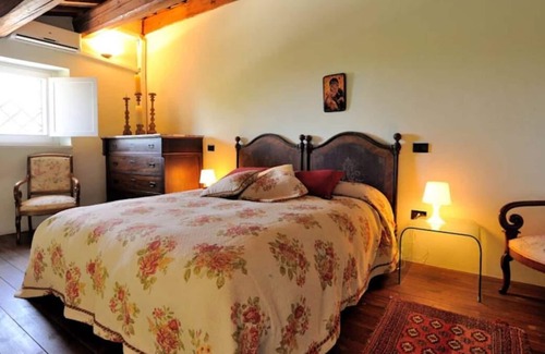 Rupoli Villa | Large private property with two pools