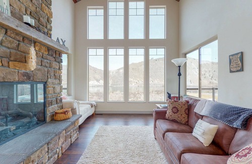 Orondo House | Large river view home w/ decks & shared pool/clubhouse/boat launch - 2 dogs OK!