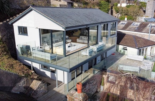 Dartmouth House | Large Riverside Retreat with Panoramic Dart Views
