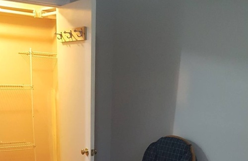 North Bay House | large Room for rent