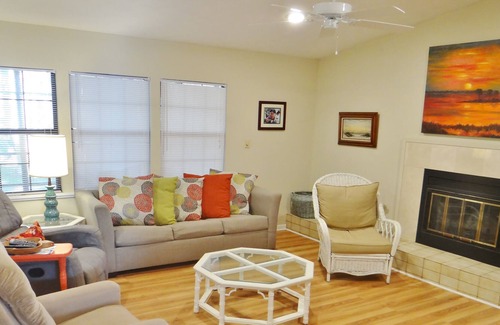 Indian Pass Cottage | Large screen porch plus open deck, Good Price Value! Short walk to beach access