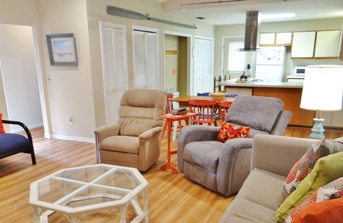 Indian Pass Cottage | Large screen porch plus open deck, Good Price Value! Short walk to beach access