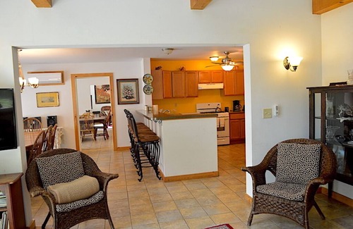 Pine Bush House | Large Secluded Private Estate accommodates 18+. 12 Min. from Town of New Paltz