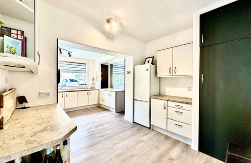 Inveraray Cottage | Large Sleeps 10 Cottage with Loch Views Big Garden