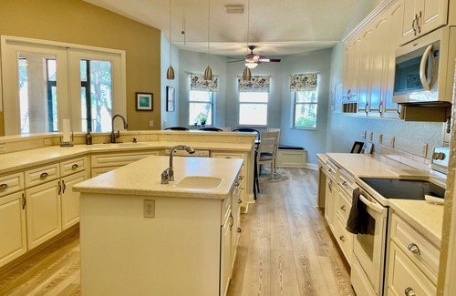 Hernando House | Large, spacious 4 BR Lake House w/private dock- perfect for families!