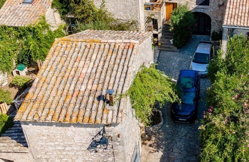 Asperes House | Large stone vacation home South of France
