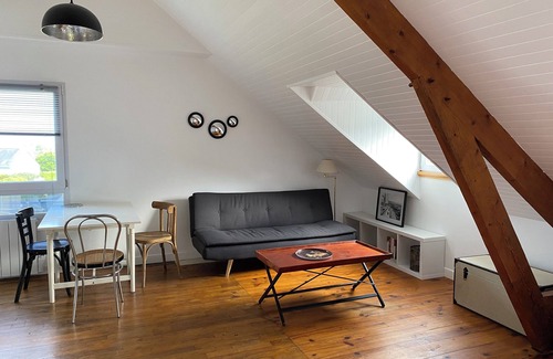 Plerin Apartment | Large studio with sea view