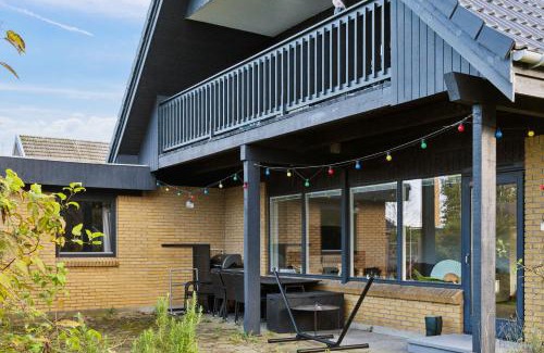 Bandholm Villa | Large Summer House In Bandholm On Lolland