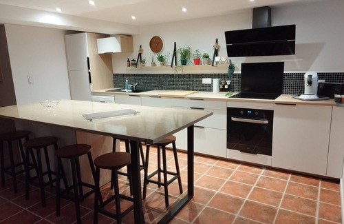Souraide Apartment | Large T2 of 70 m2 in the middle of a quiet garden of 6000m2