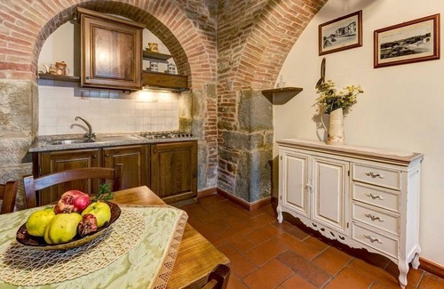 Fratticciola Villa | Large Tuscan for 20 people Villa near Cortona