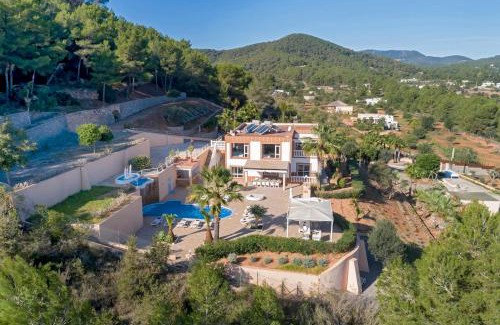 Sant Josep de sa Talaia Villa | Large Villa near Ibiza Town Sleeps 20 to 22