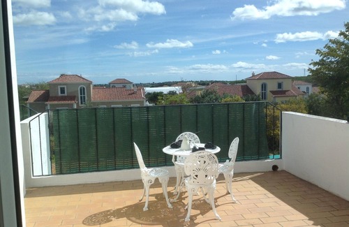 Olhao Villa | Large Villa, Private Balcony & Solar Heated Pool, Air-con, Wi-Fi, Games Room