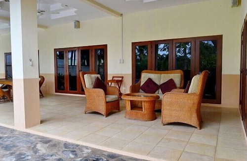 Nong Kae House | Large villa with pool 10 pax SHR001