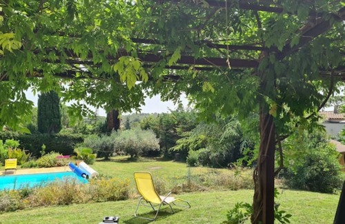 Saint-Drezery Villa | Large villa with pool