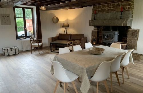 Joue-du-Bois Cottage | Large, warm and quiet country house